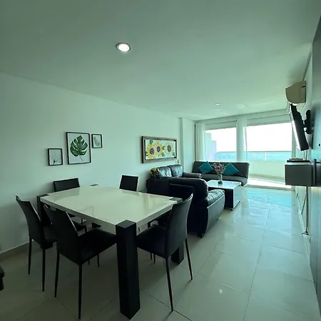 Apartamento 702A Torres Del Lago